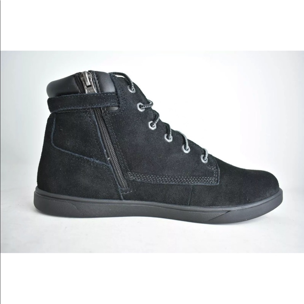 Timberlands - Picture 6 of 8